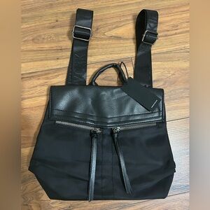 Botkier New York backpack. Black. Nylon and Leather.